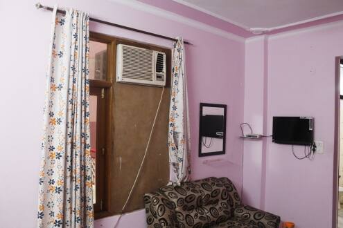 Hotel Regal 45, Chandigarh 2